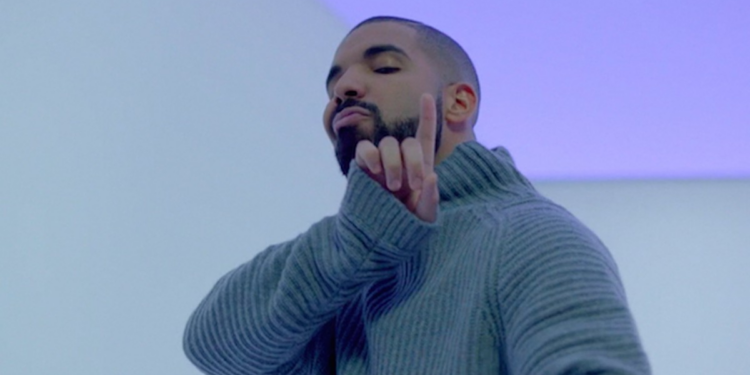 Drake quebra recorde de Michael Jackson e celebra com foto do Rei do Pop 'congelado'; veja